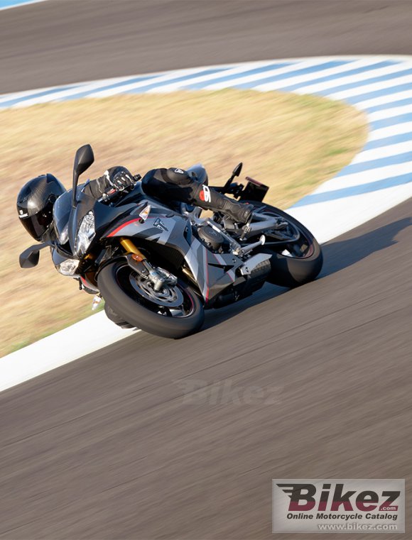 2021 triumph daytona 765